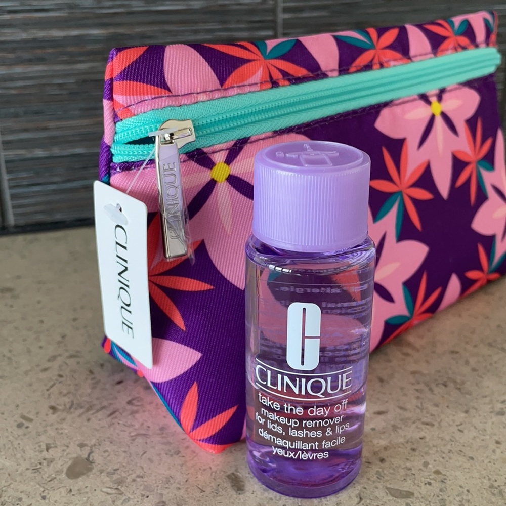Clinique Makeup Bag & Makeup Remover bonus bottle - Picture 2 of 9